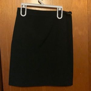 ❤️ 2/$20 ❤️ Black wrap skirt